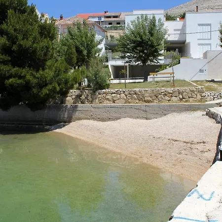 Dinjiska 9386a * Povljana